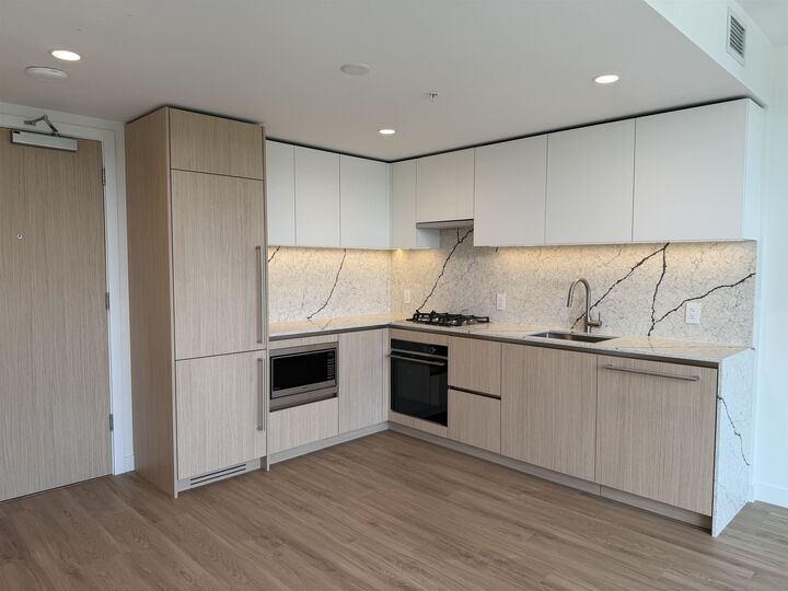 2135 Springer Avenue 1103 — photo 1