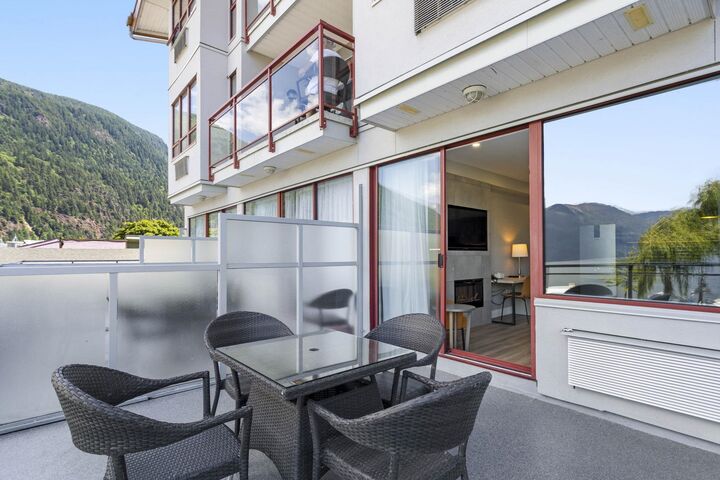 Property Photo: 160 Esplanade Avenue 206C BC V0M 1K0