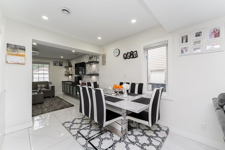 Property Photo: 12850 115B Avenue BC V3R 2R9
