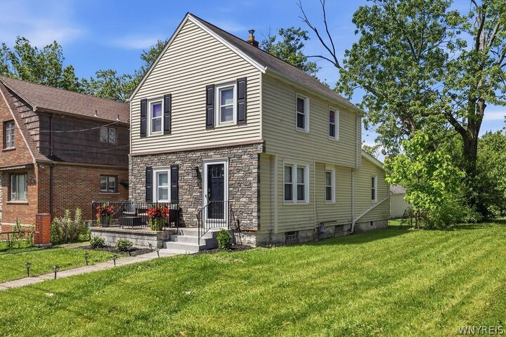 Property Photo: 544 9th Street NY 14301