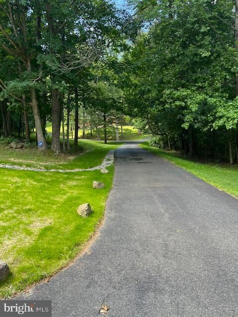 Property Photo:  5920 Hunton Wood Drive  VA 20137 