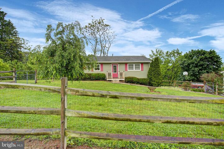 Property Photo:  11540 Burkett Lane  PA 17225 