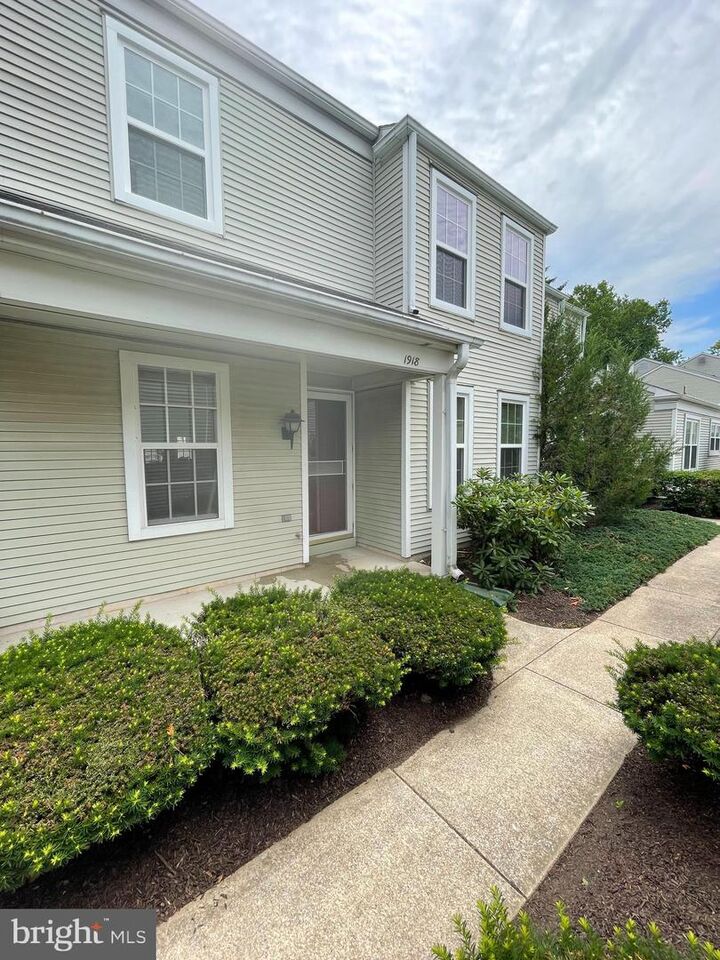 Property Photo:  1918 Wexford Road  PA 17078 