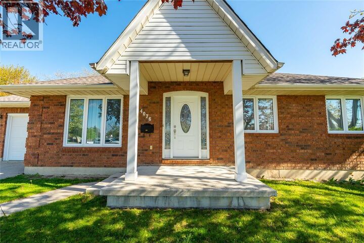 Property Photo: 4076 Maple Street ON N0N 1R0