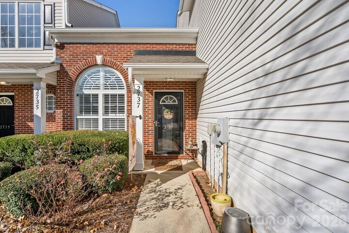 Property Photo:  2737 Mill Valley Court  NC 28105 