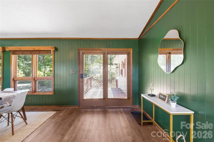 Property Photo:  5545 Pine Ridge Drive  NC 28612 