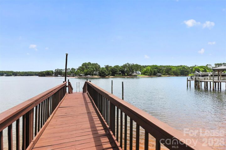 Property Photo:  120 Stepaside Lane  NC 28117 
