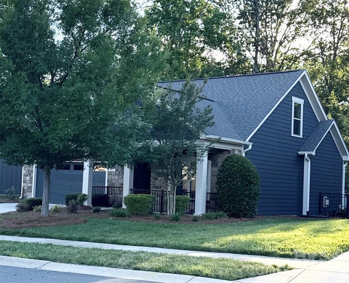 Property Photo:  1617 Traditions Court 4  NC 28173 