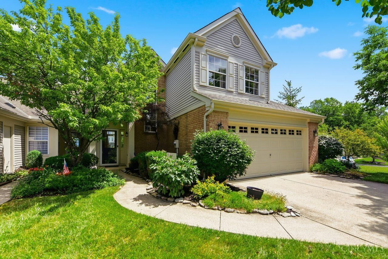 Property Photo:  490 Madeira Court  OH 45255 
