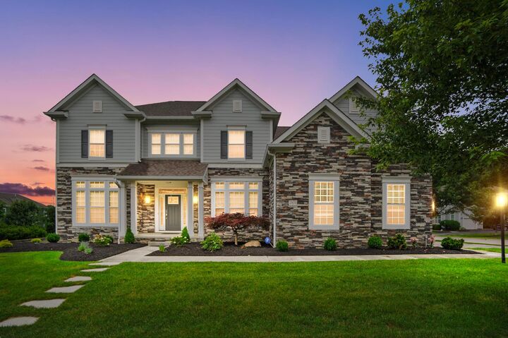 Property Photo: 2905 Highland Woods Boulevard OH 43054