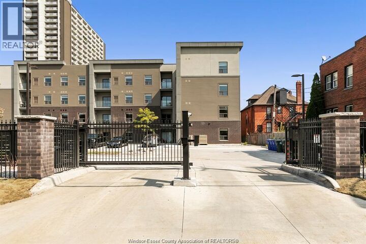 Property Photo:  955 Ouellette Avenue 403  ON N9A 4J5 