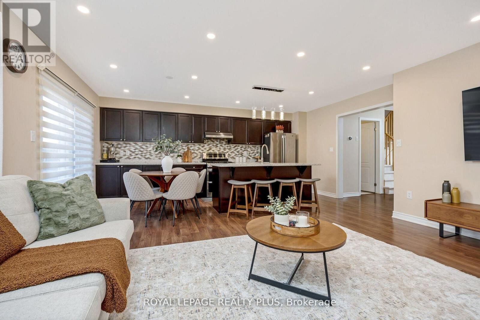 Property Photo:  1542 Gainer Crescent  ON L9T 0Y3 