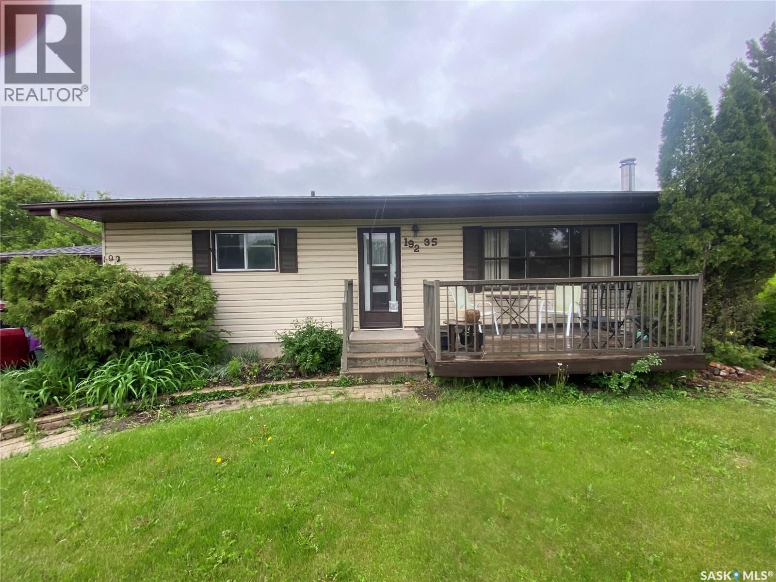 Property Photo:  192 Third Avenue S  SK S3N 1E7 