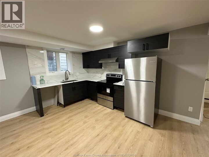 Property Photo:  757 Randolph Avenue Lower  ON N9B 2T7 
