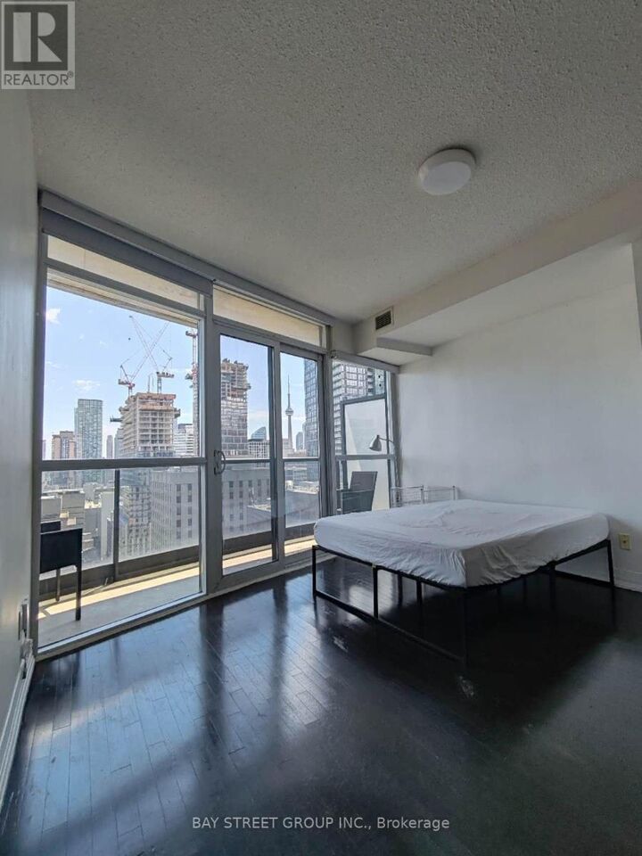Property Photo:  21 Carlton Street 2508  ON M5B 1L3 