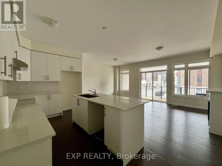 Property Photo:  116 Blick Crescent  ON L4G 7B6 