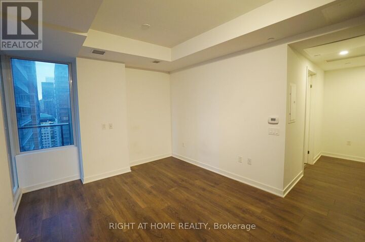 Property Photo:  115 Blue Jays Way 2912  ON M5V 0N4 