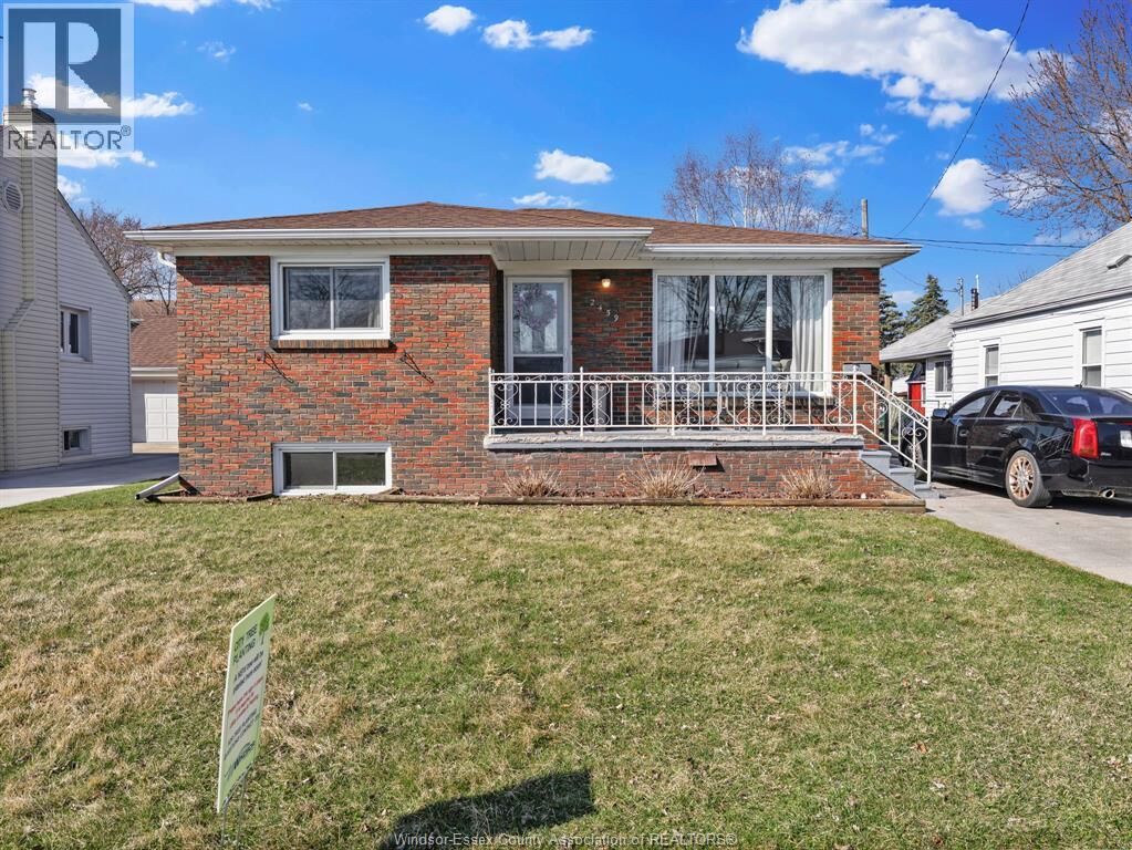 Property Photo:  2459 Francois Road  ON N8W 4T3 