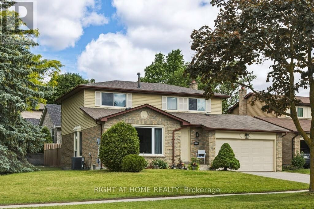 Property Photo:  1033 Birchwood Drive  ON L3Y 6J2 