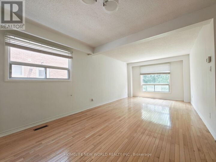 Property Photo:  205 Risebrough Circuit  ON L3R 3J1 