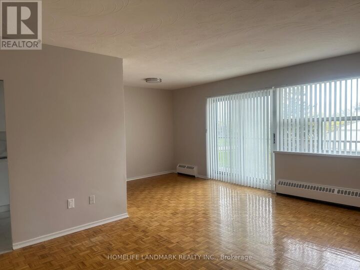 Property Photo:  65 North Service Road 604  ON L5A 1A3 