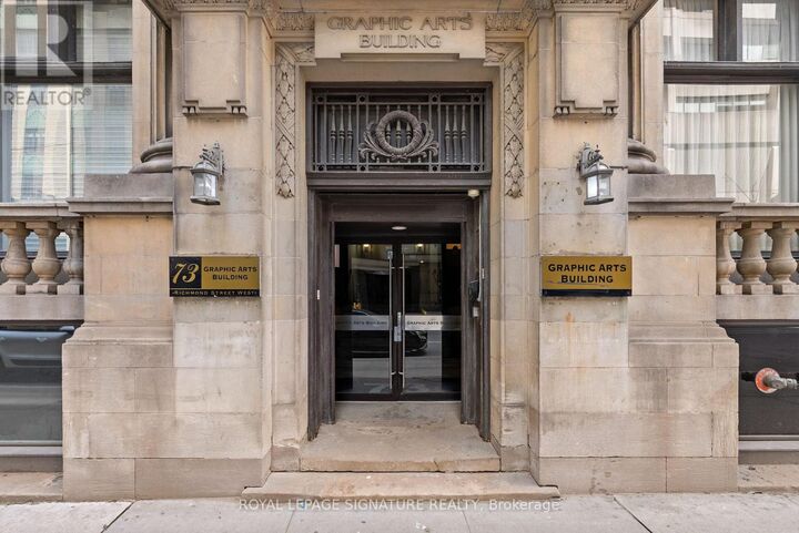 Property Photo:  73 Richmond Street West 303  ON M5H 4E8 