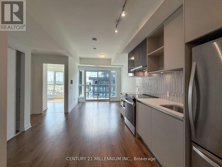 Property Photo: 405 Dundas Street West 810 ON L6M 5P9