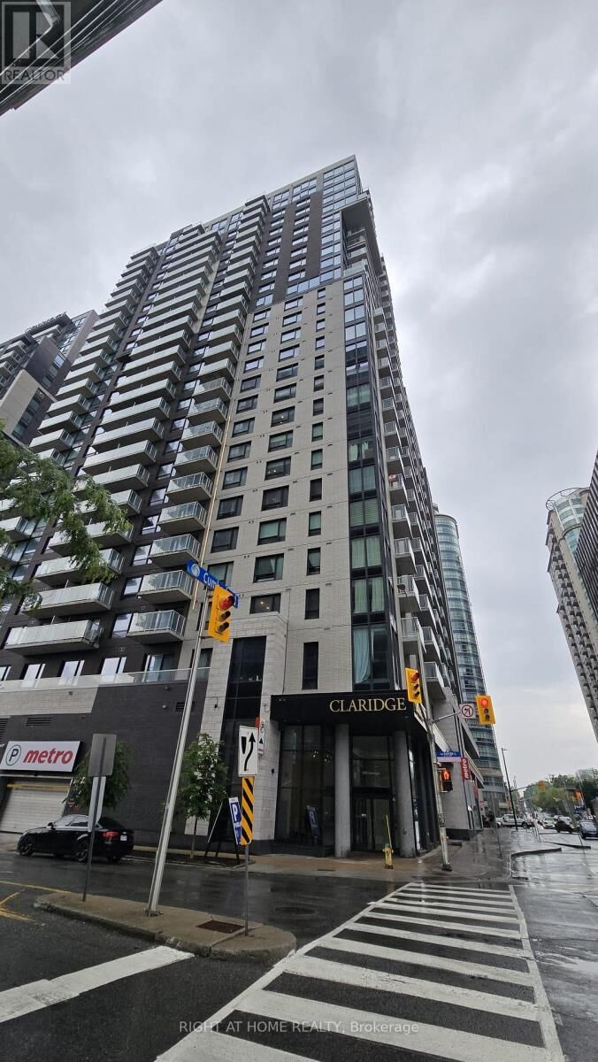Property Photo:  180 George Street North 2405  ON K1N 0G8 