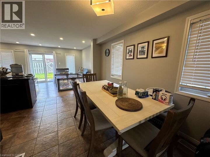 Property Photo:  13 Sorrento Street  ON N2R 0A4 