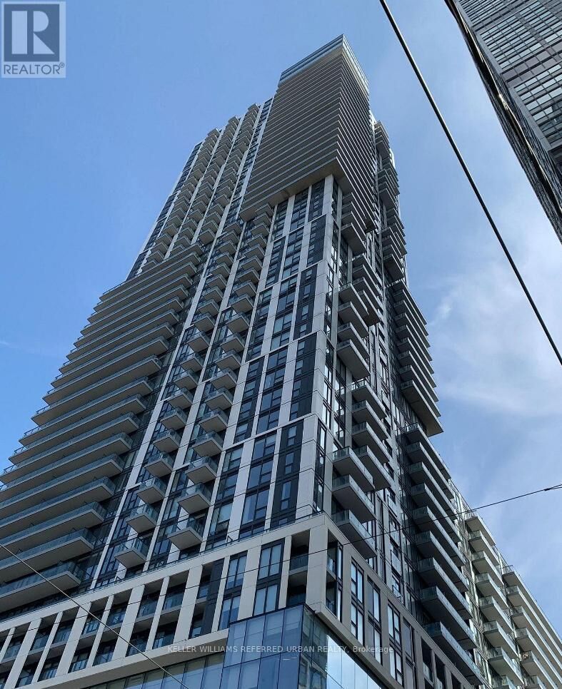 Property Photo: 251 Jarvis Street East 4702 ON M5B 2C2