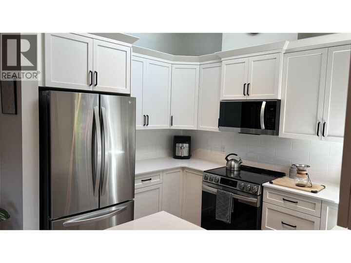 Property Photo: 1821 East Willow Crescent BC V8B 0L9