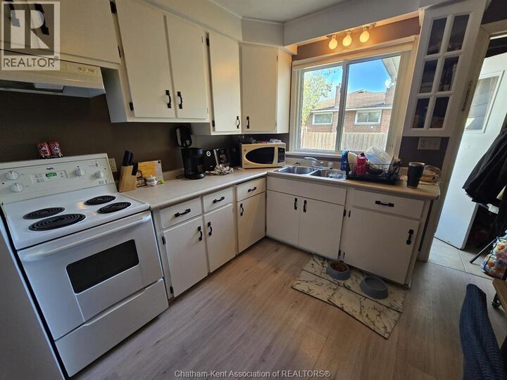 Property Photo:  9/15 Melrose Drive  ON N7L 3X9 