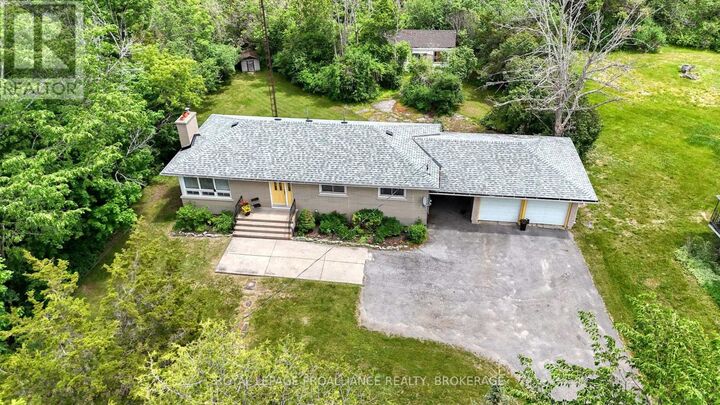 Property Photo: 1912 Sydenham Road ON K7L 4V4