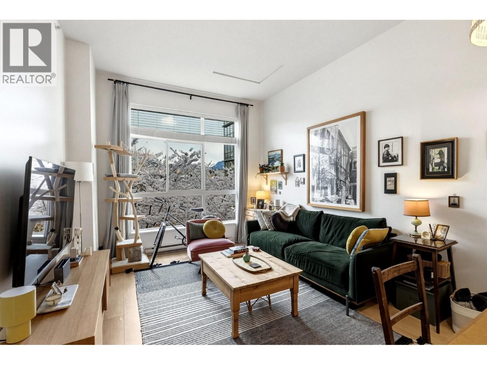 Property Photo:  2957 Glen Drive 403  BC V3B 0B5 