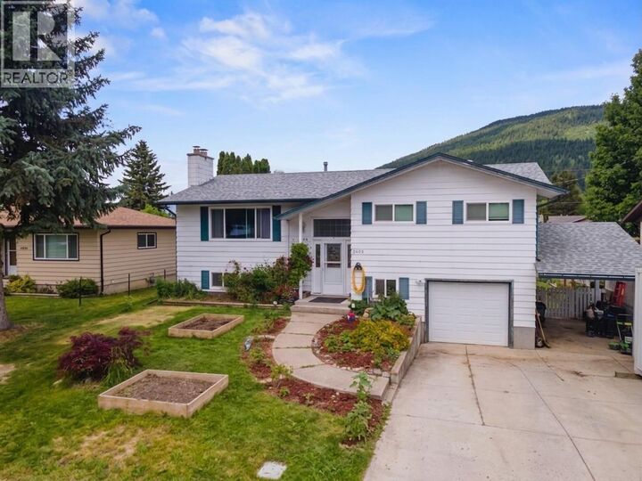 2408 Birch Street — photo 1