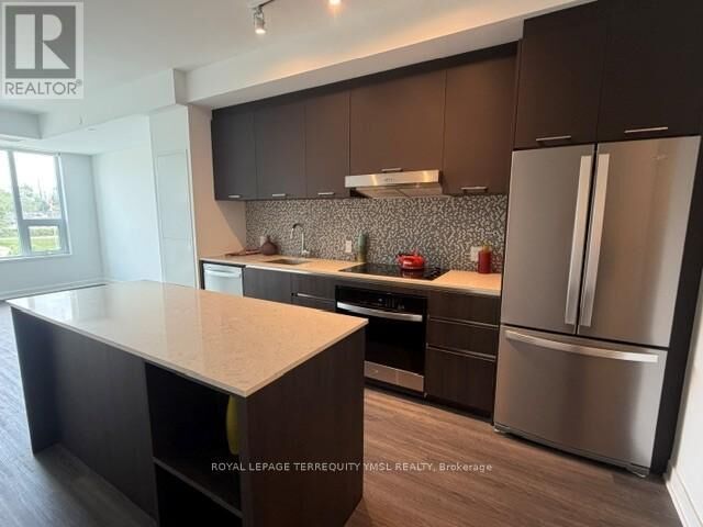 Property Photo:  8188 Yonge Street 208  ON L4J 0M2 