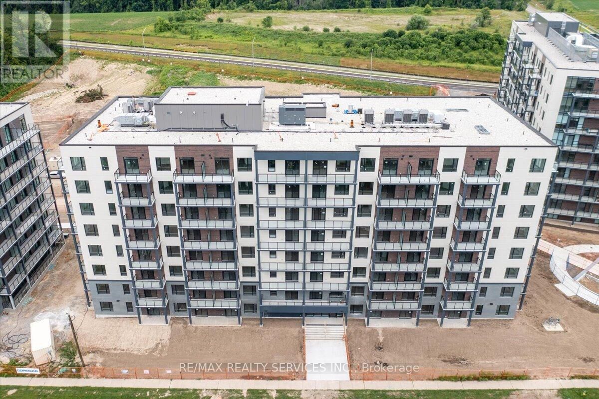 Property Photo:  181 Elmira Road South 504  ON N1K 0E4 