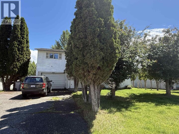 Property Photo: 834 Rolph Street BC V2J 3M1