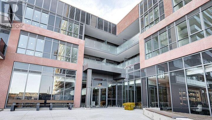 Property Photo: 2545 Simcoe Street North 618 ON L1L 0W3