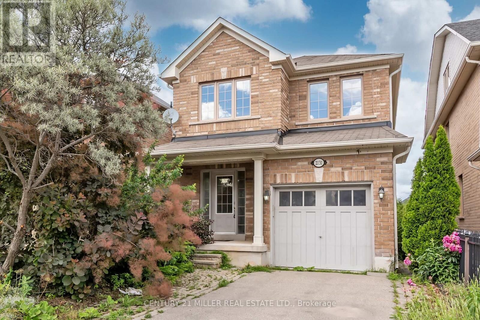 Property Photo: 2131 Fiddlers Way ON L6M 0M5