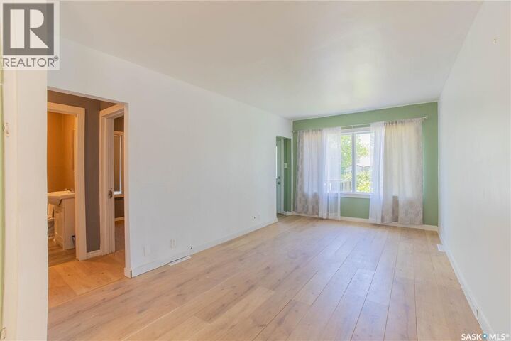 Property Photo:  1175 Queen Street  SK S4T 4B3 