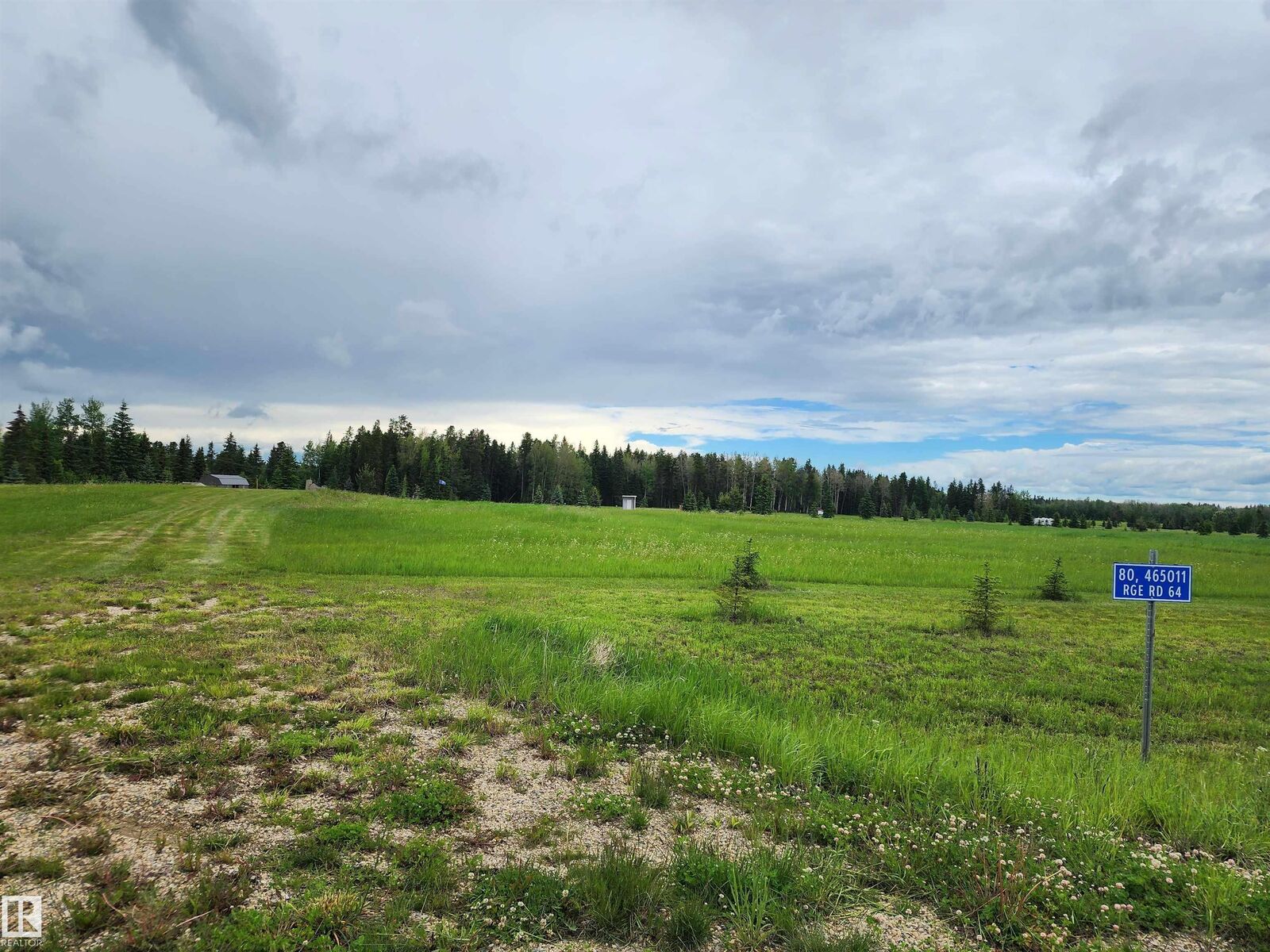 Property Photo:  80 465011 Rge Rd 64  AB T0C 0T0 