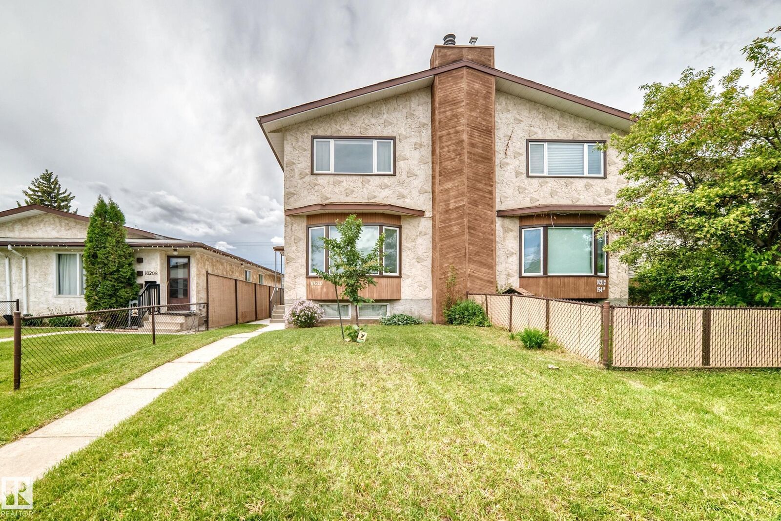 Property Photo:  10210 154 Street NW  AB T5P 2H4 
