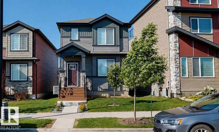 5202 Lark Crescent NW — photo 1