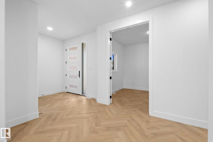 Property Photo: 34 Avonlea Way AB T7X 0Y3