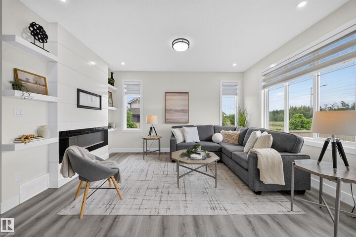 Property Photo: 1099 Eaton Road NW AB T6M 0Z3
