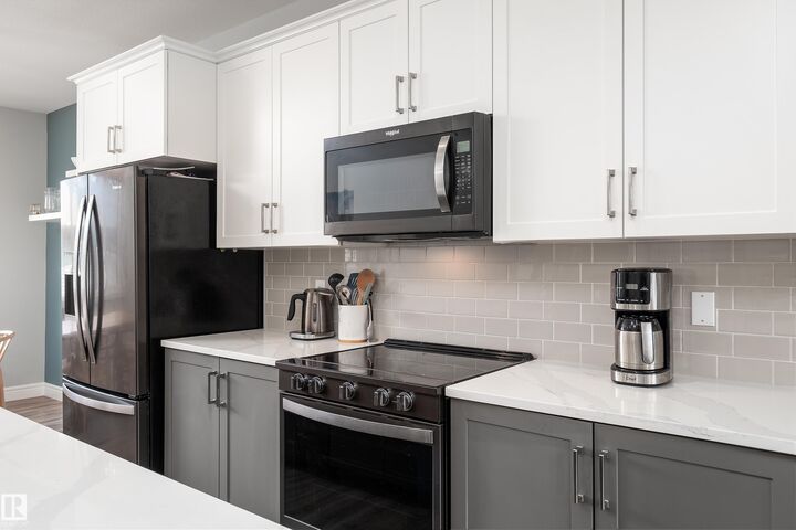 Property Photo:  1330 Enright Landing NW  AB T6M 0Z4 