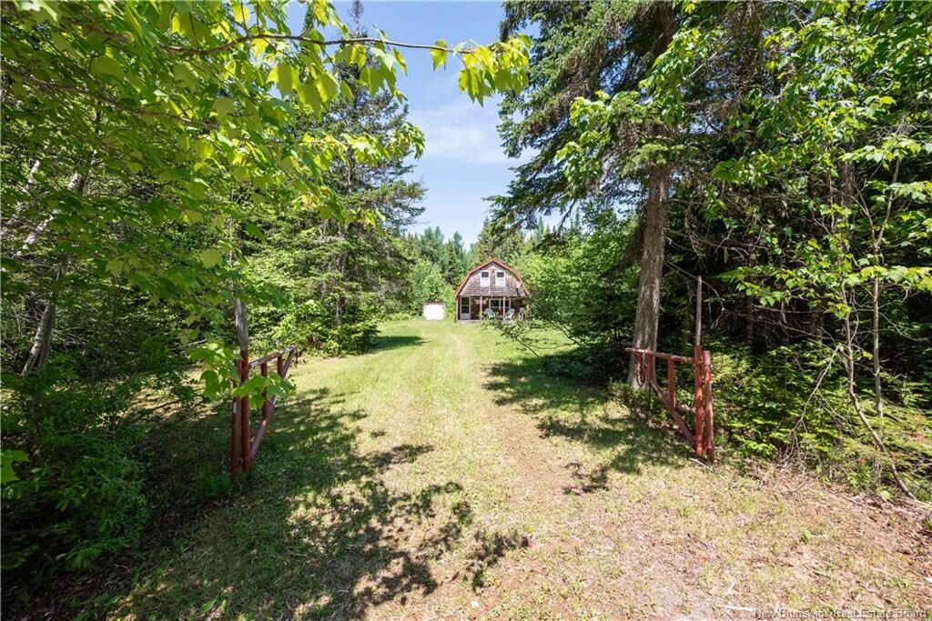 Property Photo:  10 Irven Lane  NB E4C 4J3 