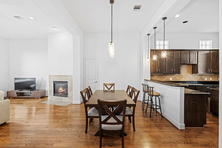 Property Photo:  2413 Ralph Street 9  TX 77006 