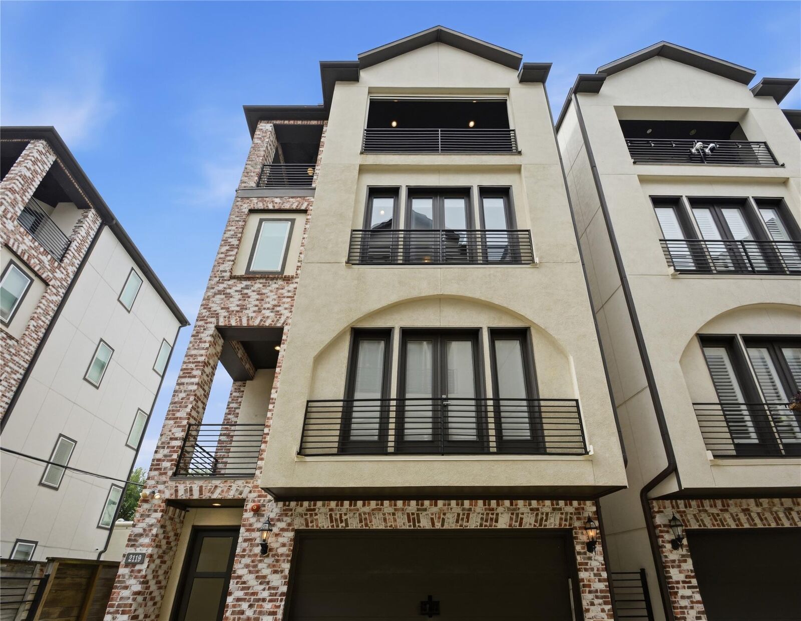 Property Photo: 2119 Taft Street TX 77006